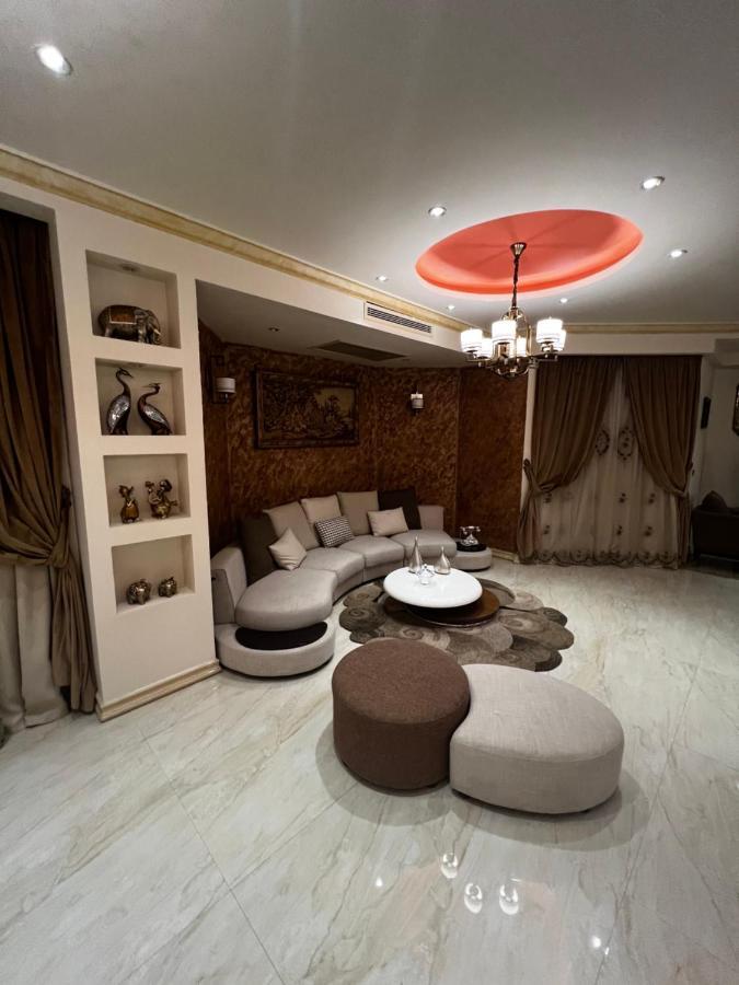Super Luxury Airport Flats Apartment *
