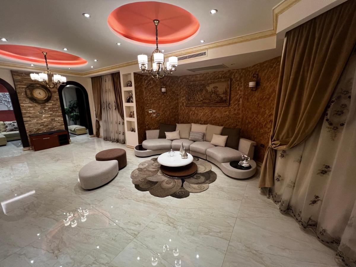 Super Luxury Airport Flats *